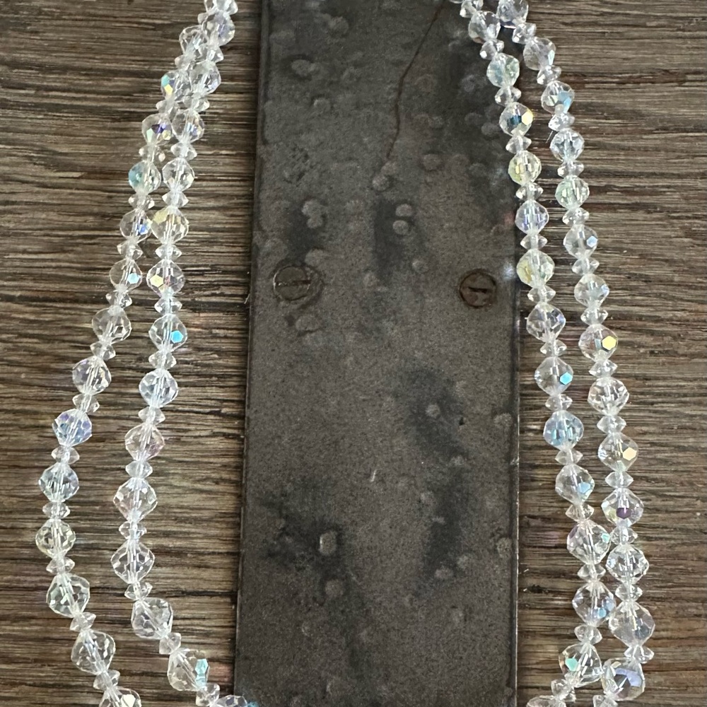 Elegant Crystal Beaded Necklace